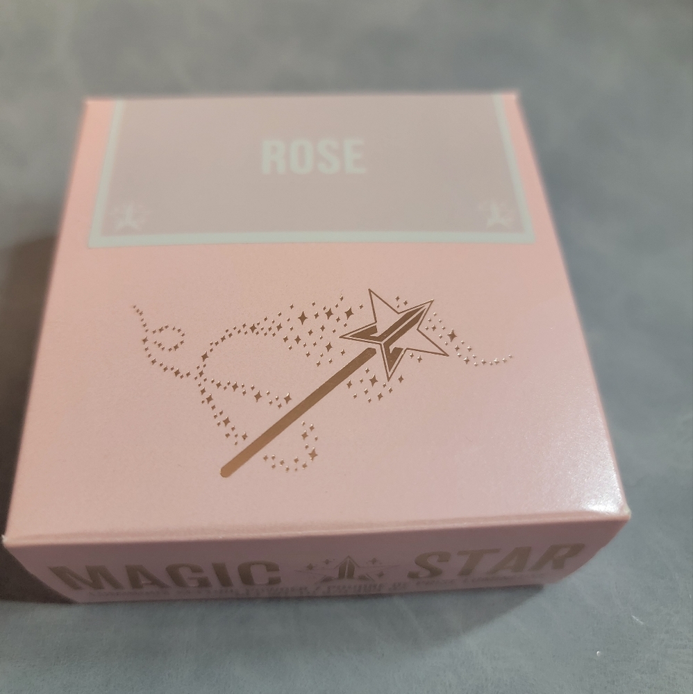 Jeffree Star setting powder